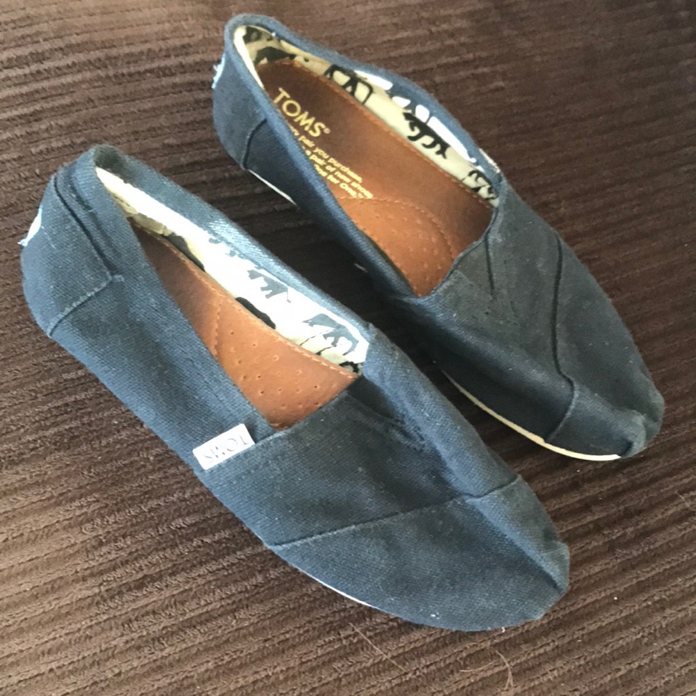TOMS